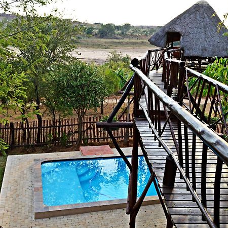 Bona Ngwenya Lodge & Safaris Марлот-Парк Экстерьер фото