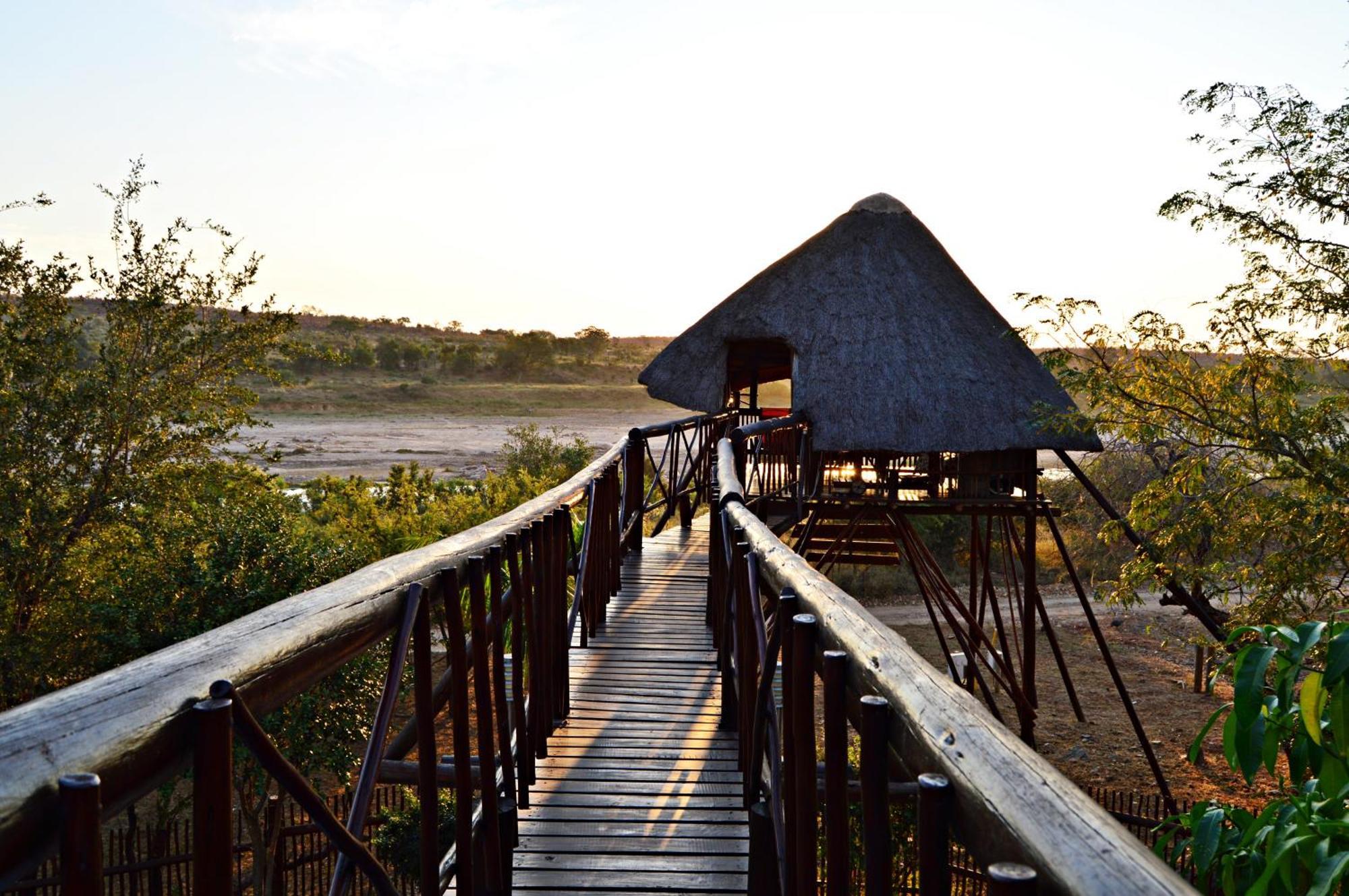 Bona Ngwenya Lodge & Safaris Марлот-Парк Экстерьер фото