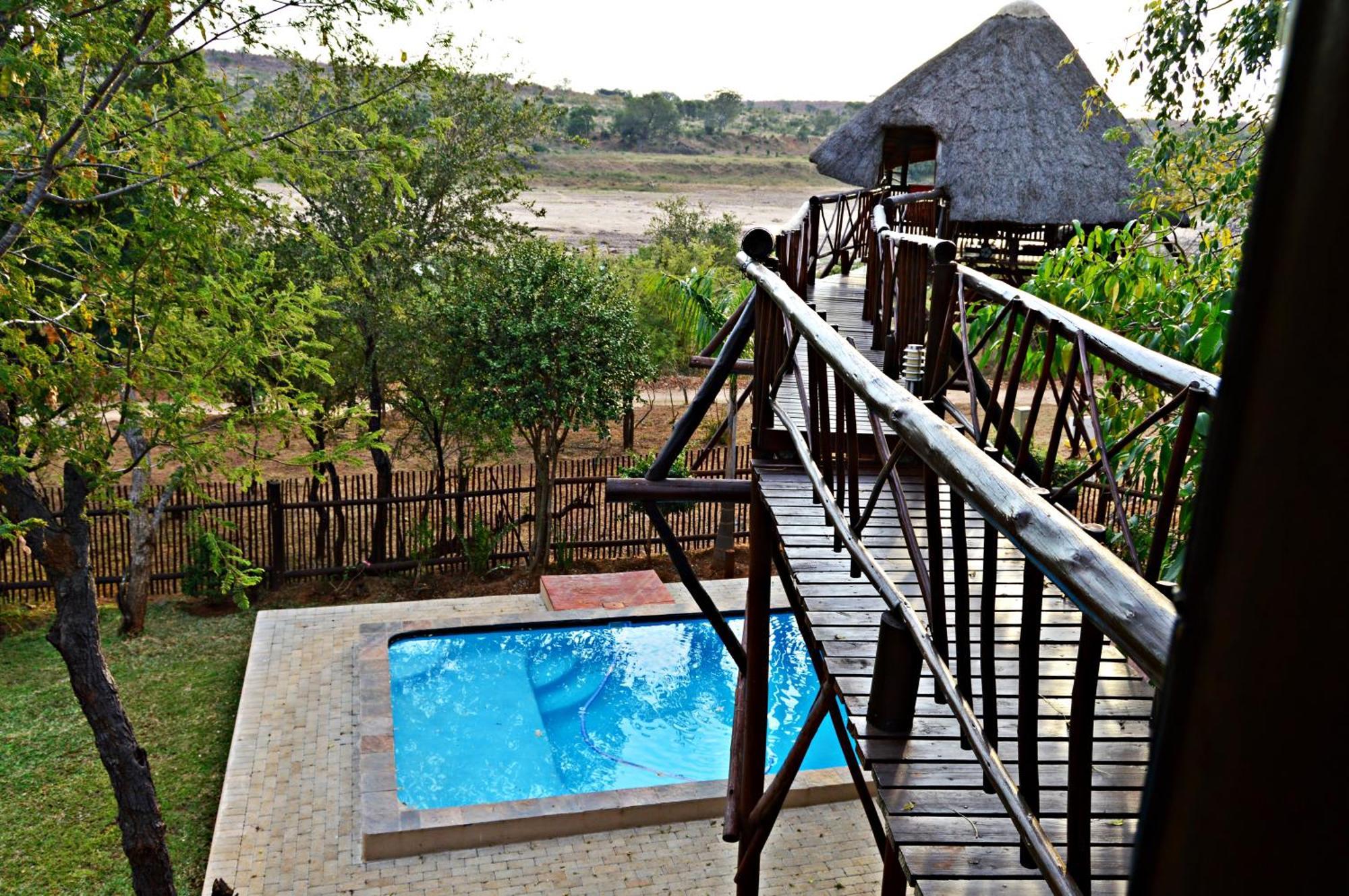 Bona Ngwenya Lodge & Safaris Марлот-Парк Экстерьер фото